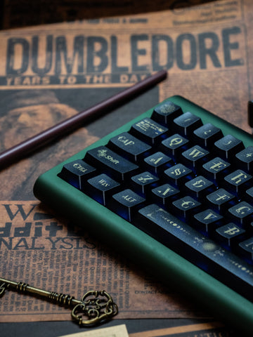 [In Stock] Harry Potter Backlit Transparent Glitter Coating Cherry Profile PC Keycaps