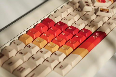 [In Stock] Vintage 1970 PBT Keycap Set