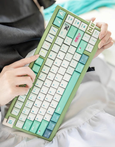 Cute Hatsune Miku Japanese Anime Style Keycap Set