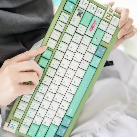 Cute Hatsune Miku Japanese Anime Style Keycap Set