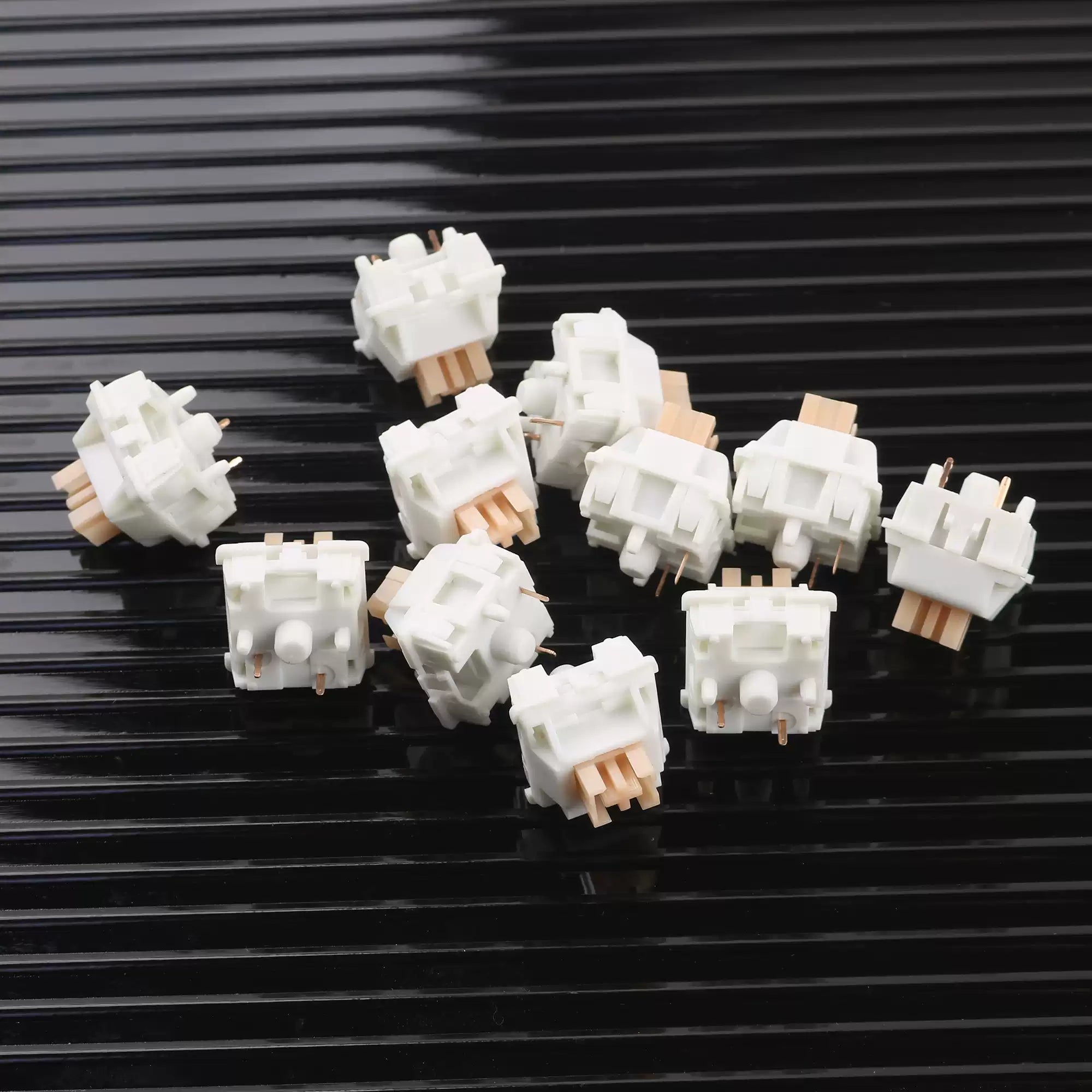 High-tech Outemu Milk Switch PRO Five-pin Mechanical Keyboard Hot-swappable Silent Linear Axis