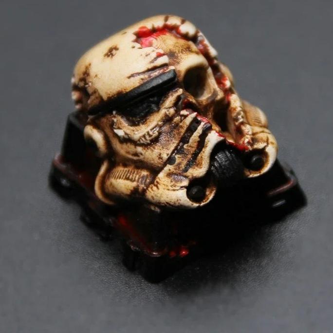 Battle - Damaged Skull Resin Artisan Keycap - KeyArtisan