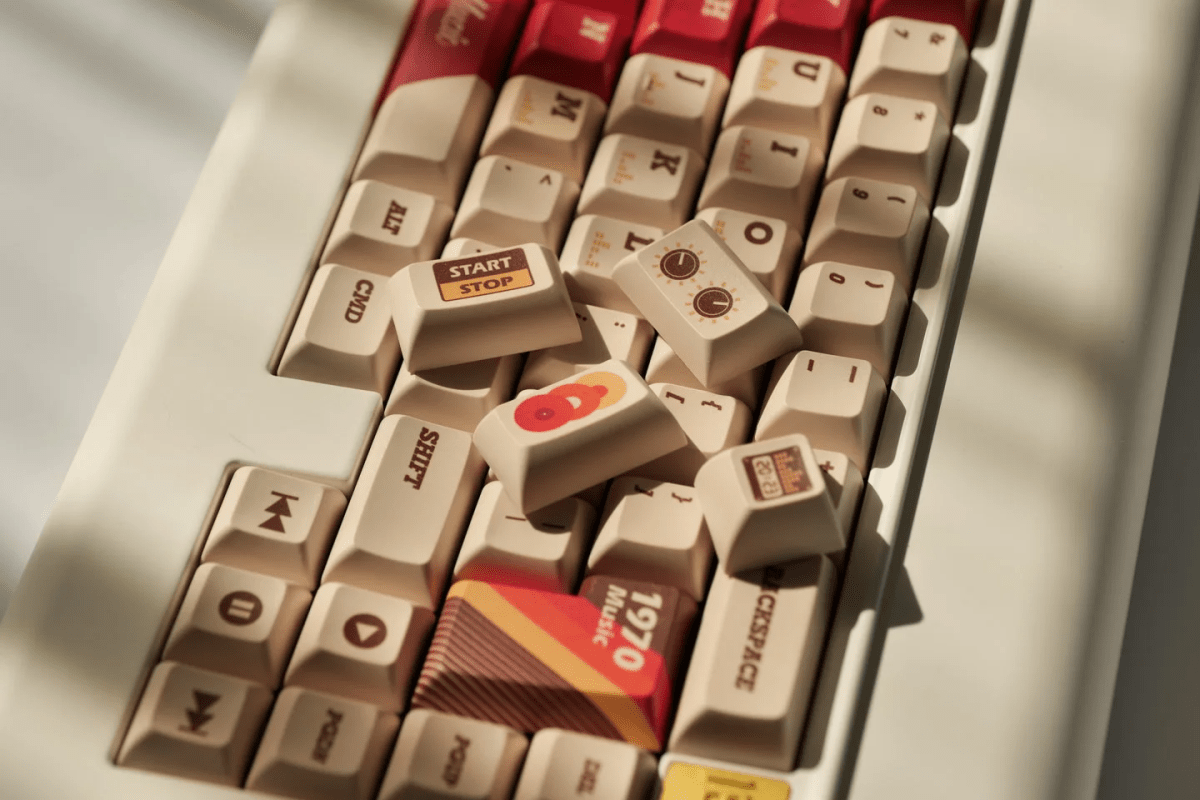 Cool 1970 Theme Retro Vintage Keycap Set - KeyArtisan