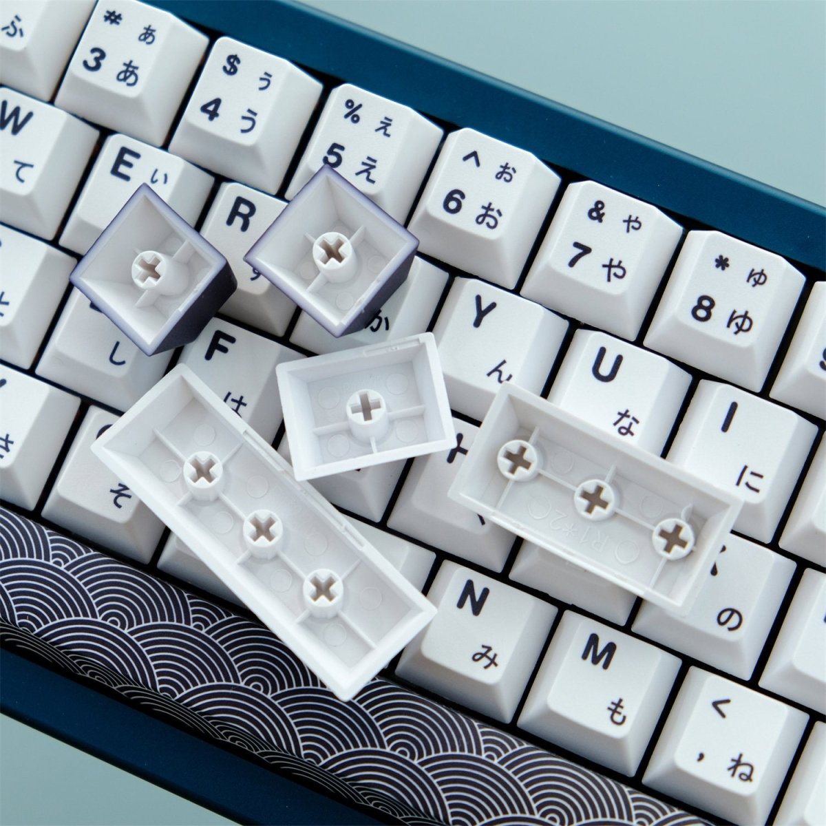 Cool Raijin Theme PBT Japanese Keycap Set - KeyArtisan