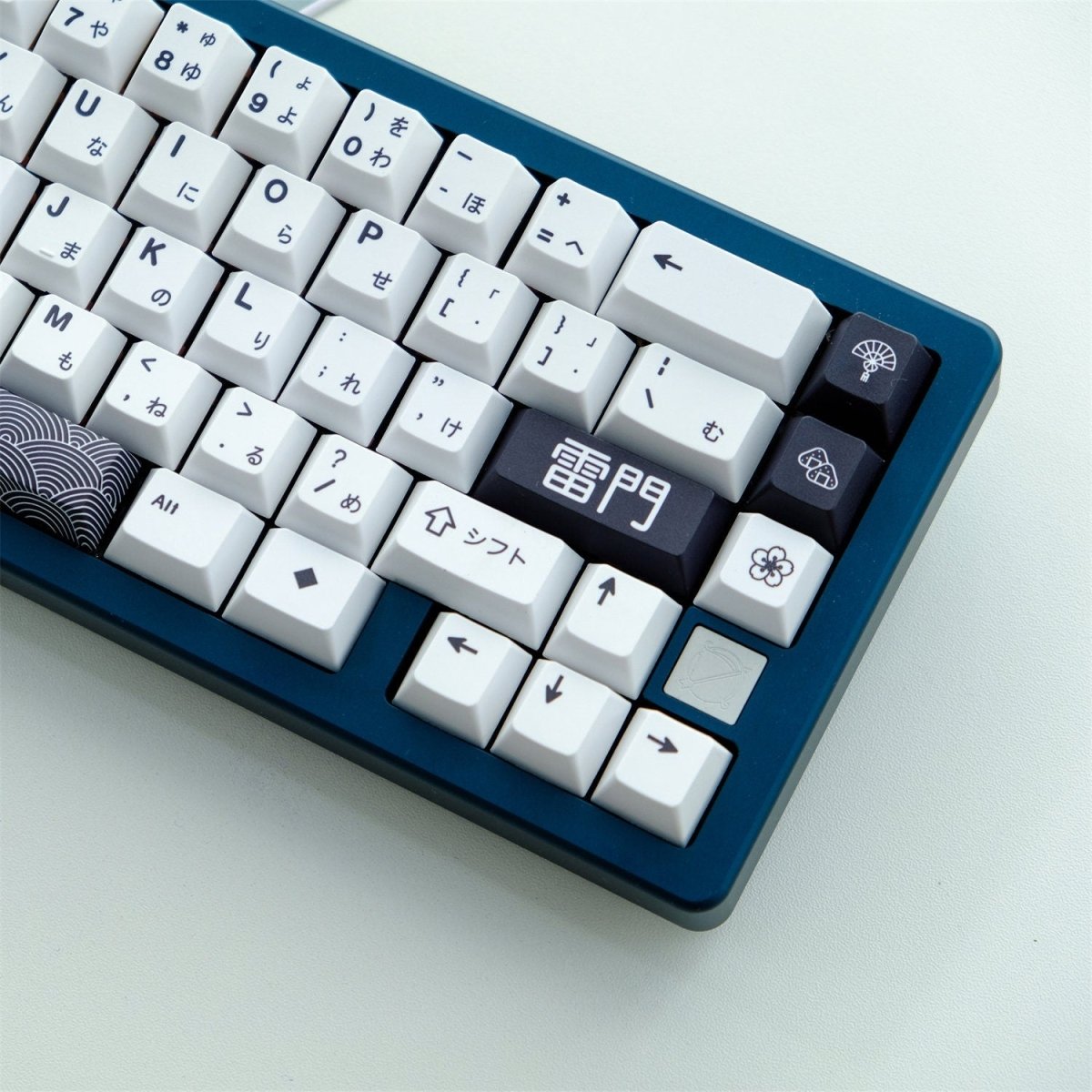 Cool Raijin Theme PBT Japanese Keycap Set - KeyArtisan