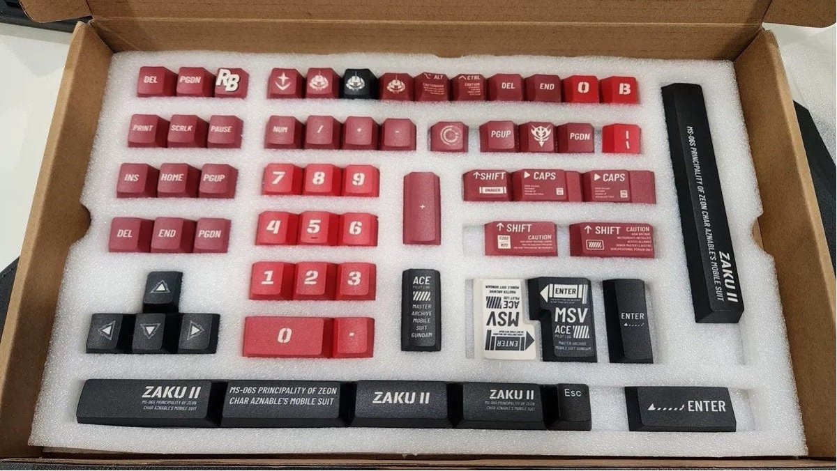 Cool Red ZAKU Mecha Warrior Keycap Set - KeyArtisan
