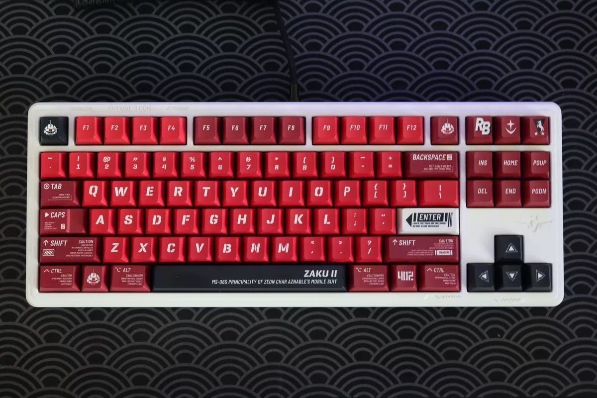 Cool Red ZAKU Mecha Warrior Keycap Set - KeyArtisan