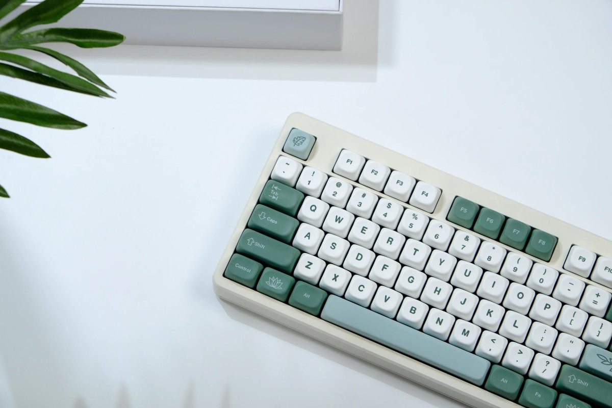 Cute Green Matcha PBT MOA ISO Keycap Set - KeyArtisan