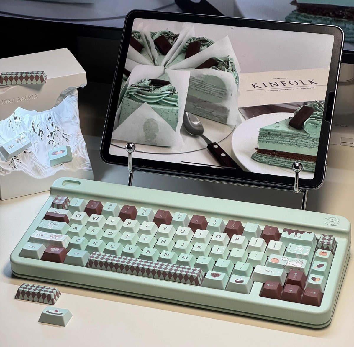 Cute Green Mint Black Chocolate Theme Keycap Set - KeyArtisan