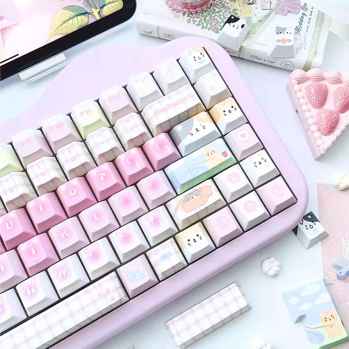 Cute Pink Cat Theme Kawaii Keycap Set - KeyArtisan