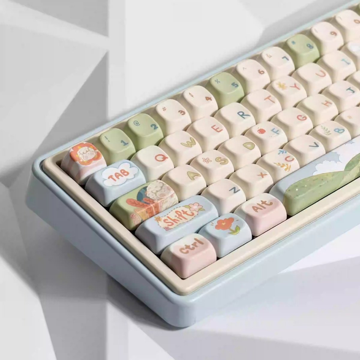 Cute Sheep Picnic Theme Animal Keycap Set - KeyArtisan