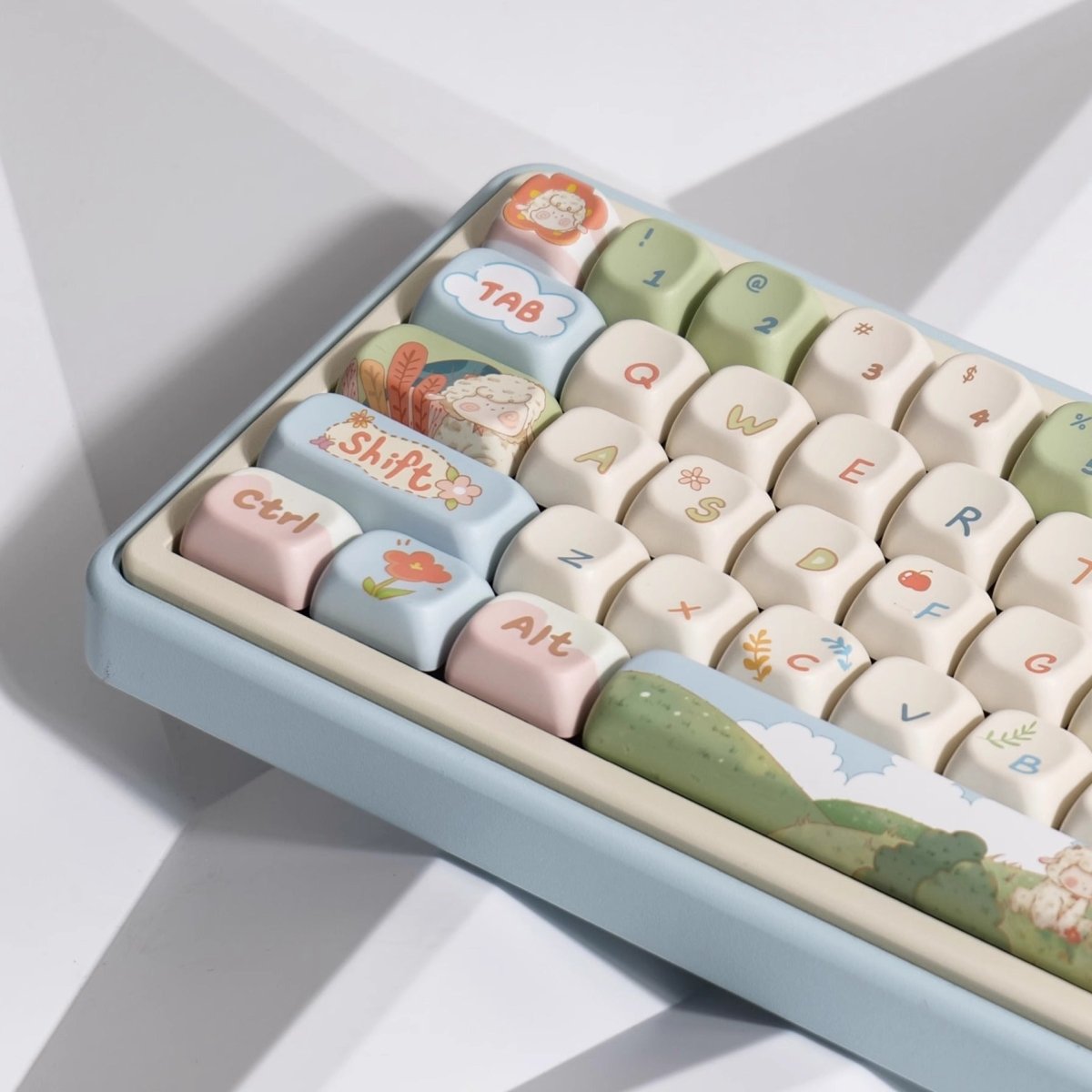 Cute Sheep Picnic Theme Animal Keycap Set - KeyArtisan