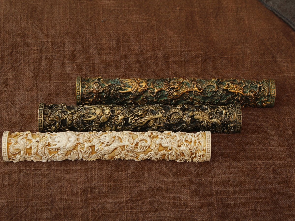 Dragon Pillar Artisan Resin Spacebar - KeyArtisan® - KeyArtisan