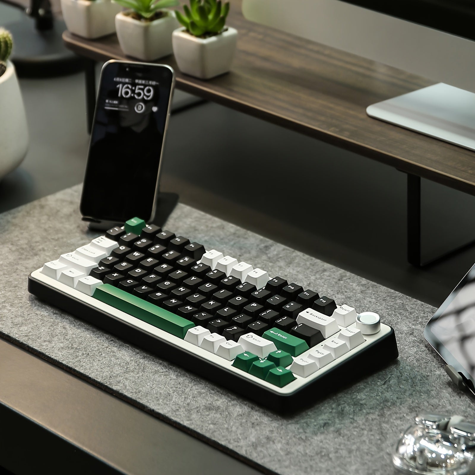 YUNZII B75 PRO Wireless Gaming Keyboard - 75% Compact Design with RGB, Hot-Swappable Mechanical Switches, Ergonomic Gasket Mount, and Multi-Connectivity (Wireless/Type-C/2.4G) - Black