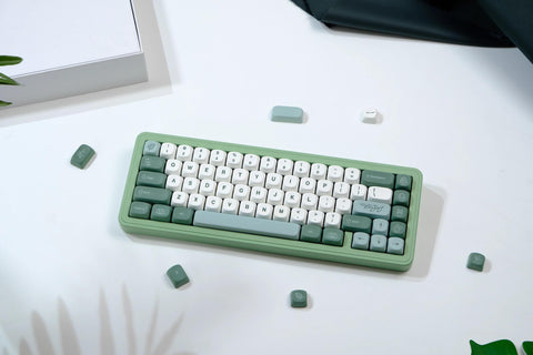 Cute Green Matcha PBT MOA ISO Keycap Set for Mechanical Keyboard, Kawaii Keycap Set, Moa Profile, Dye-Sub Process, Mx(+)Switches, 127/144pcs