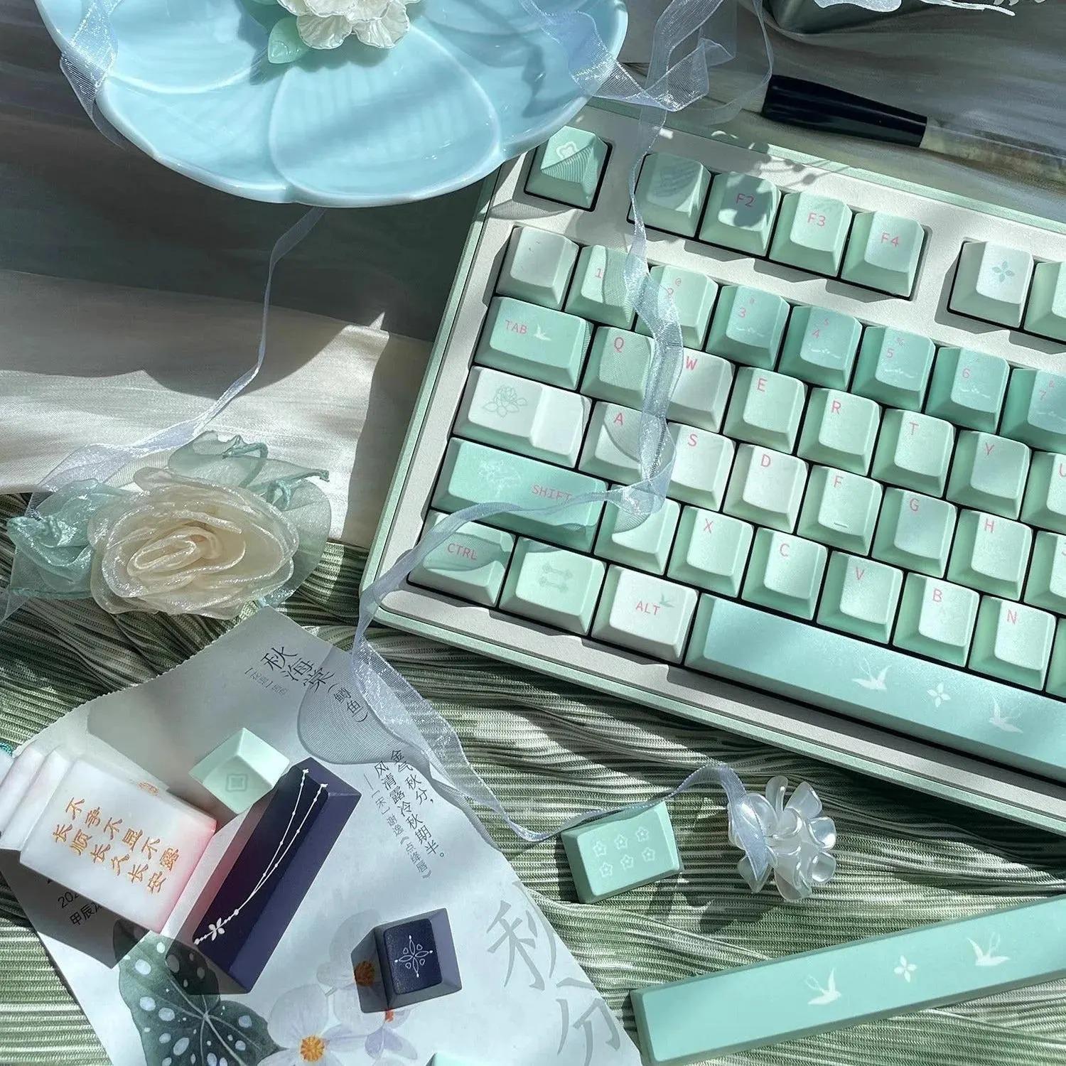 Cute Green Floral Matcha PBT Keycaps Set for Mechanical Keyboard, Artisan Keycaps, Cherry Profile, PBT Dye-Sub, Mx(+)Switches, 133pcs