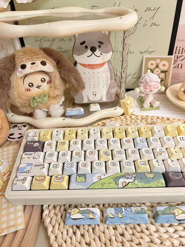 Cute Happy Duck Theme Artisan Keycap Set for Mechanical Keyboard, Kawaii Keycaps, ISO Keycaps, PBT Dye-Sub, Mx(+)Switches, 149pcs