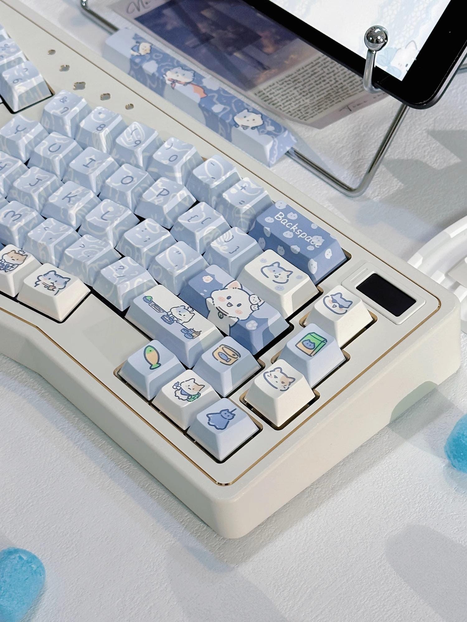 Cute Kitty's Life Theme Blue Cat Keycaps Set for Mechanical Keyboard, Kawaii Keycaps, MDA Profile, PBT Dye-Sub, Mx(+)Switches, 134pcs