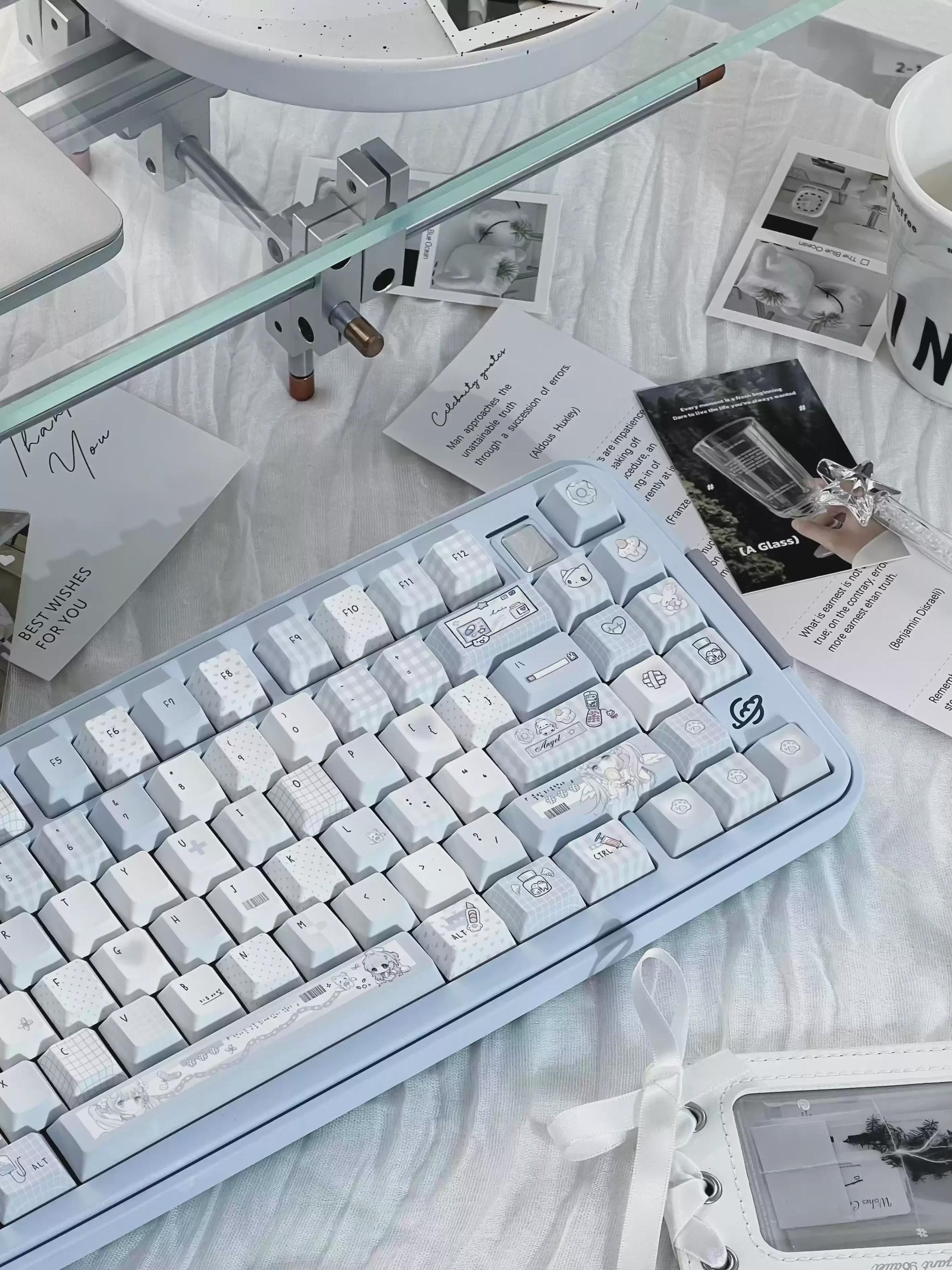 Cute Blue Dream Theme Artisan Keycaps Set for Mechanical Keyboard – Kawaii Aesthetic Design | Keyartisan®