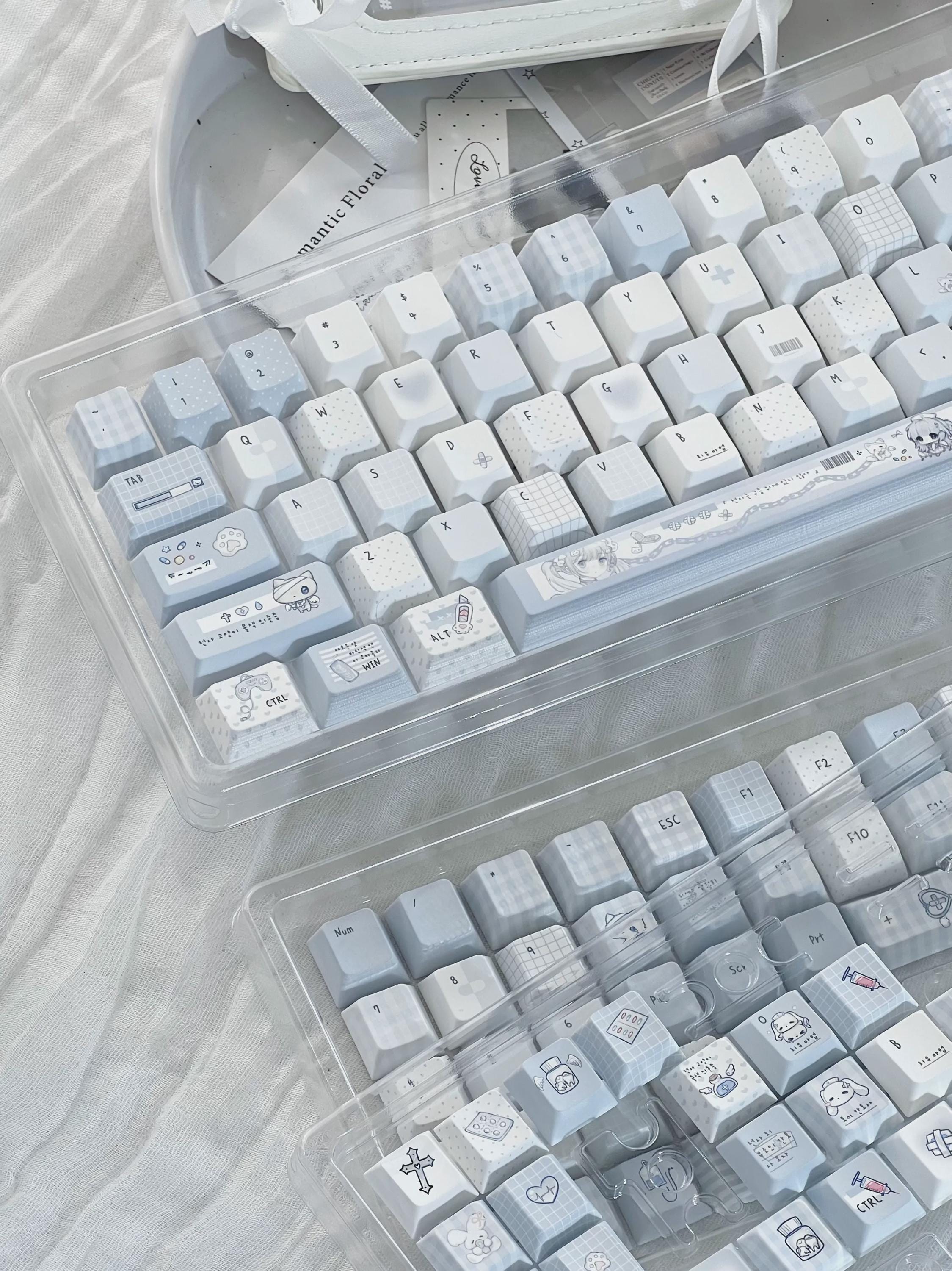 Cute Blue Dream Theme Artisan Keycaps Set for Mechanical Keyboard – Kawaii Aesthetic Design | Keyartisan®