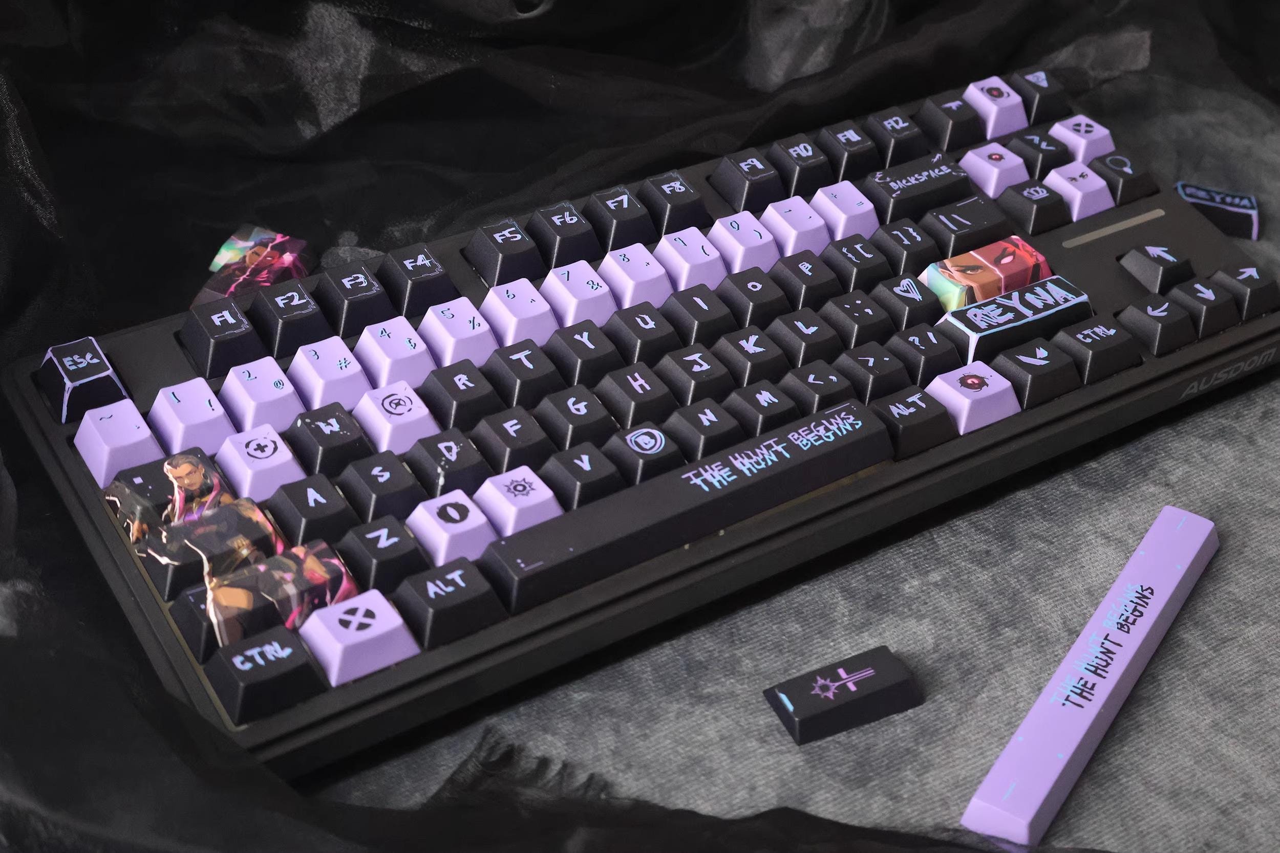 Reyna Valorant Theme Artisan Keycap Set for Mechanical Keyboard | The Hunt Begins Edition - KeyArtisan®