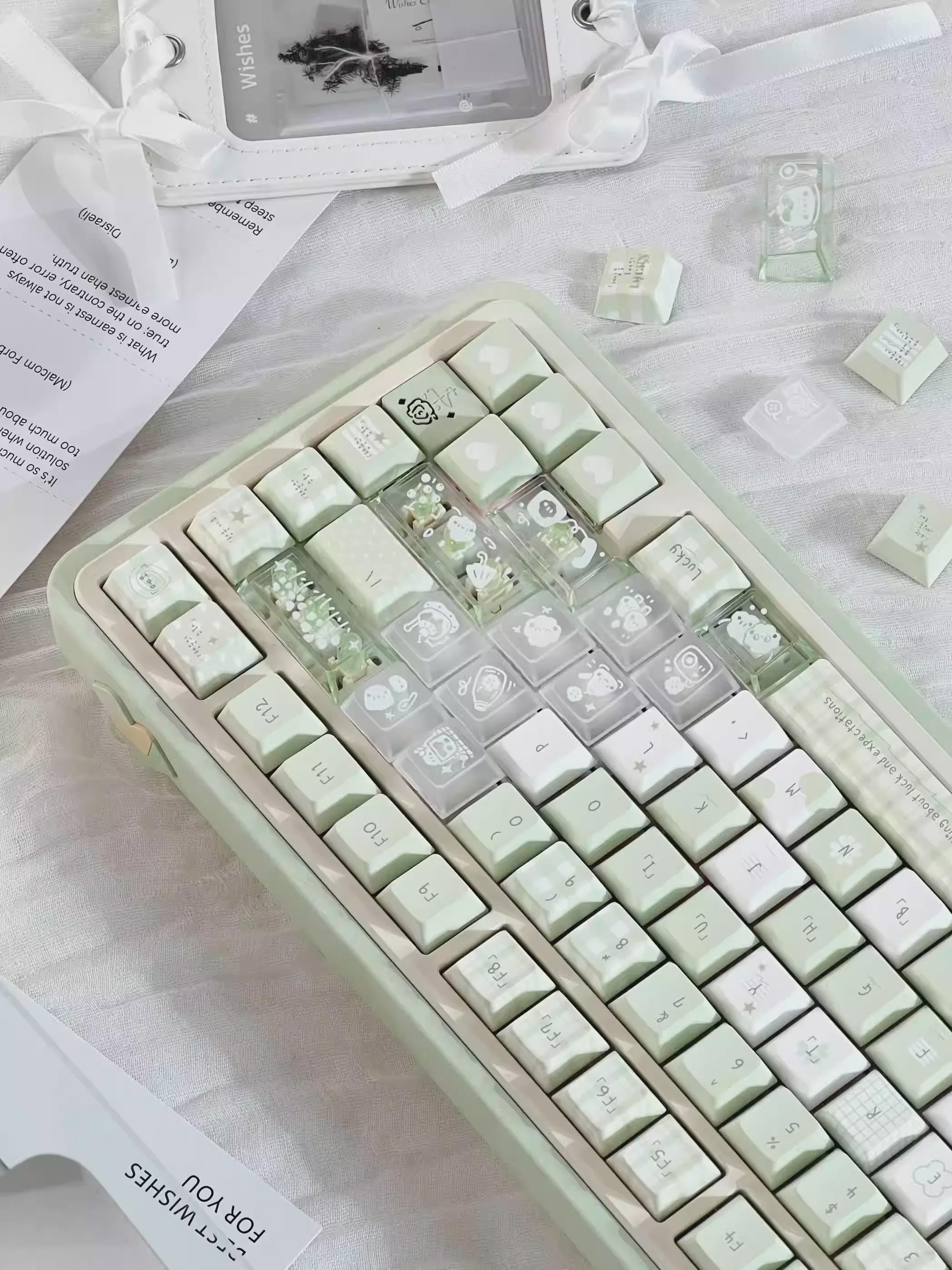 Cute Green Matcha Pastel Artisan Keycaps Set for Mechanical Keyboard – Kawaii Aesthetic Design | Keyartisan®