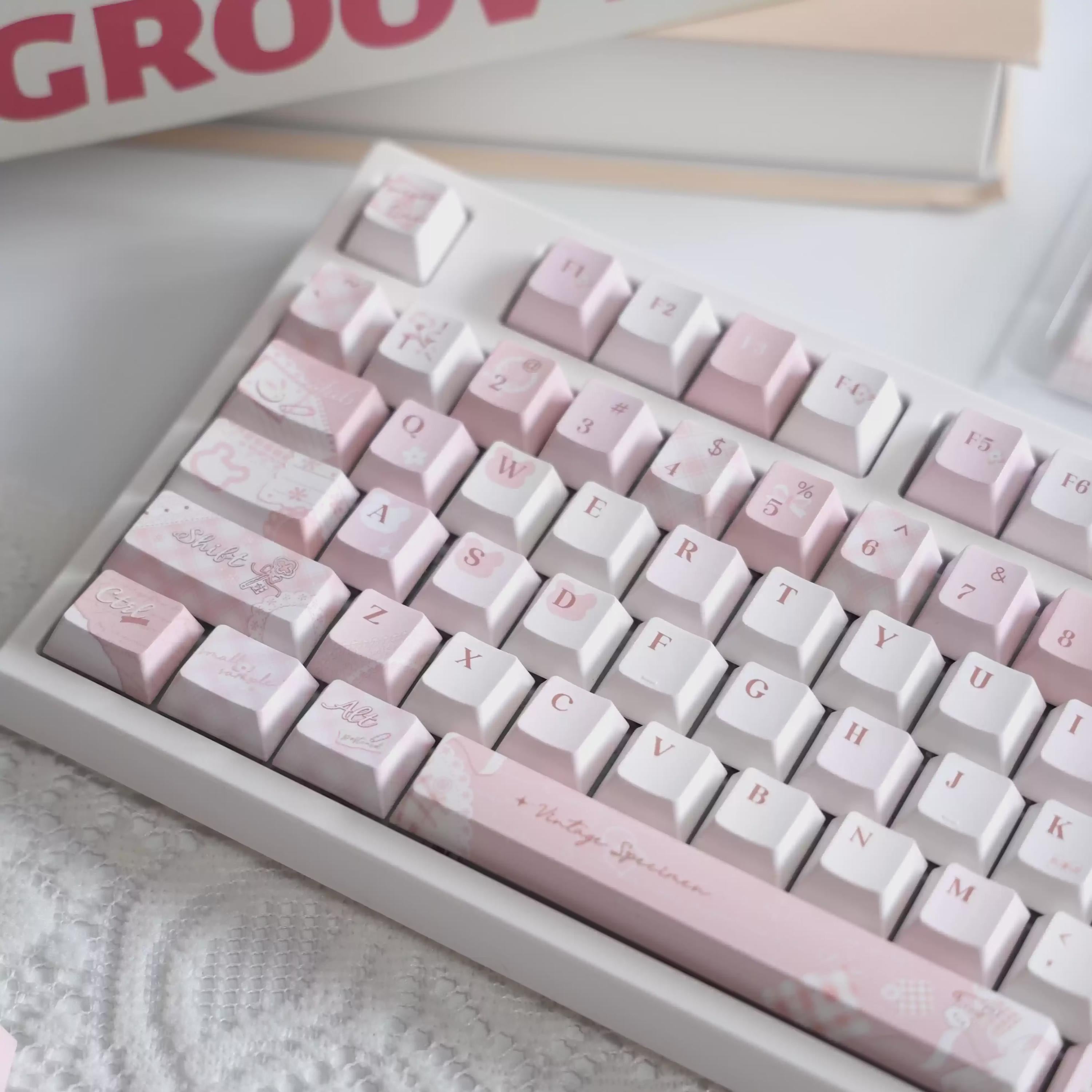 Cute Pink Bear Postcard Artisan Keycaps Set for Mechanical Keyboard - Kawaii Aesthetic Design Keycap | Keyartisan®