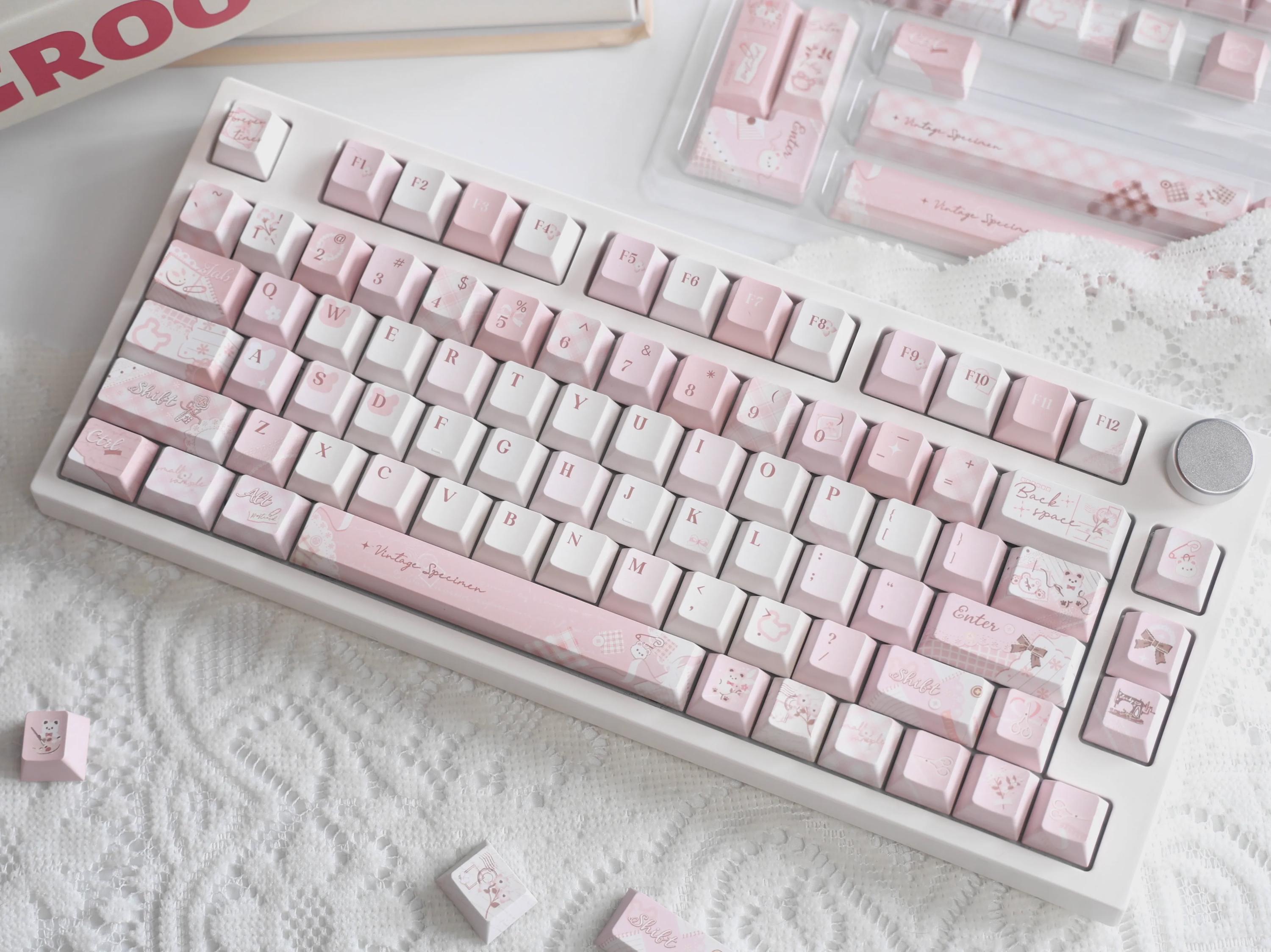 Cute Pink Bear Postcard Artisan Keycaps Set for Mechanical Keyboard - Kawaii Aesthetic Design Keycap | Keyartisan®