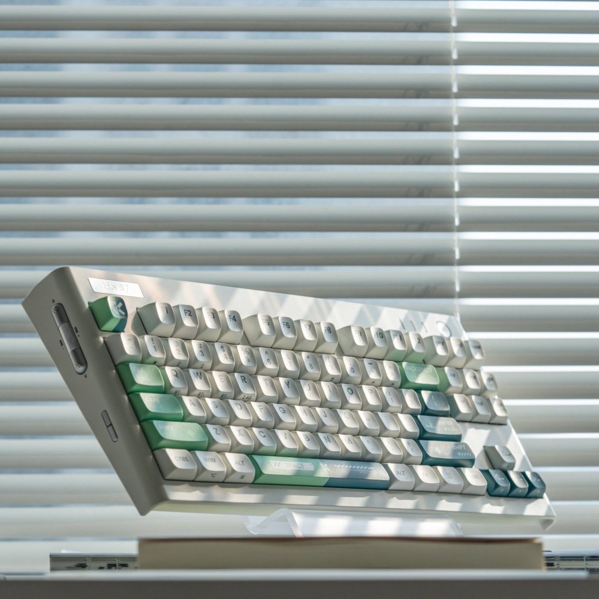 Lio87 TKL 80% Pre - Built Mechanical Keyboard - Tri - Mode - KeyArtisan