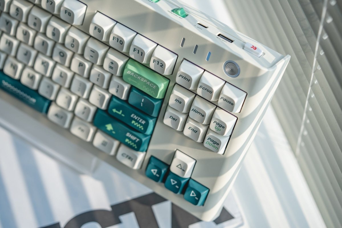 Lio87 TKL 80% Pre - Built Mechanical Keyboard - Tri - Mode - KeyArtisan