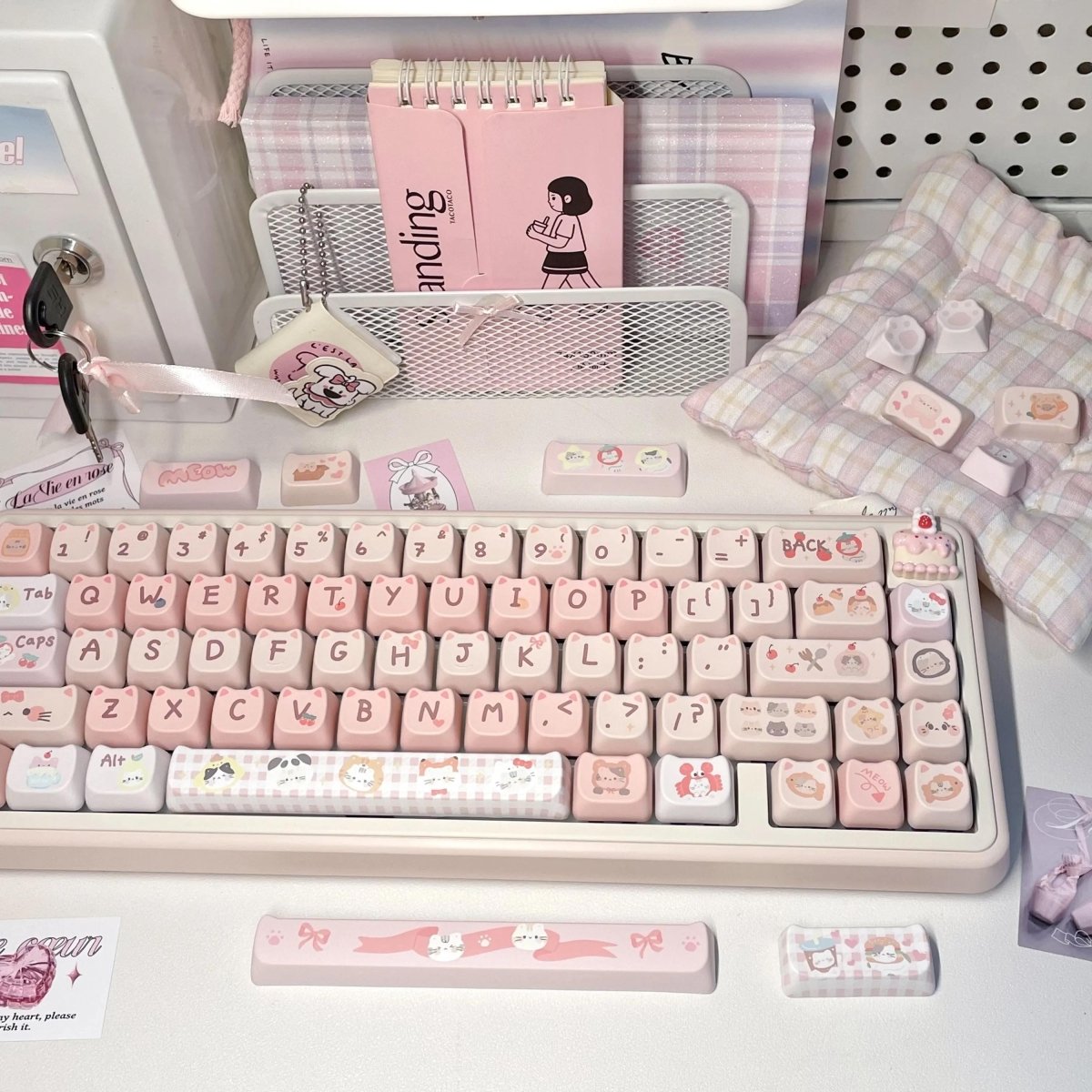 Pink Cat Theme Keycap Set - KeyArtisan
