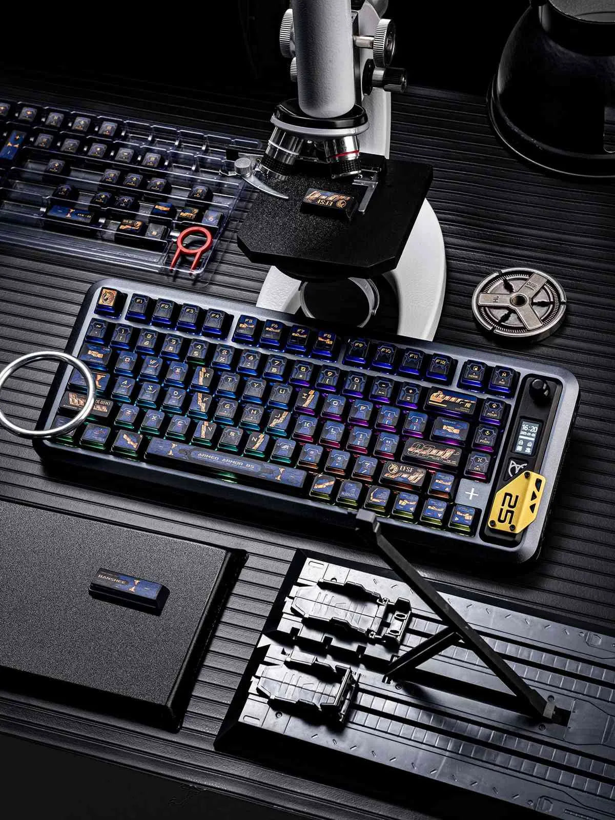 Mobile Suit Gundam: RX-0 Unicorn 02 Banshee OEM Keycap Set