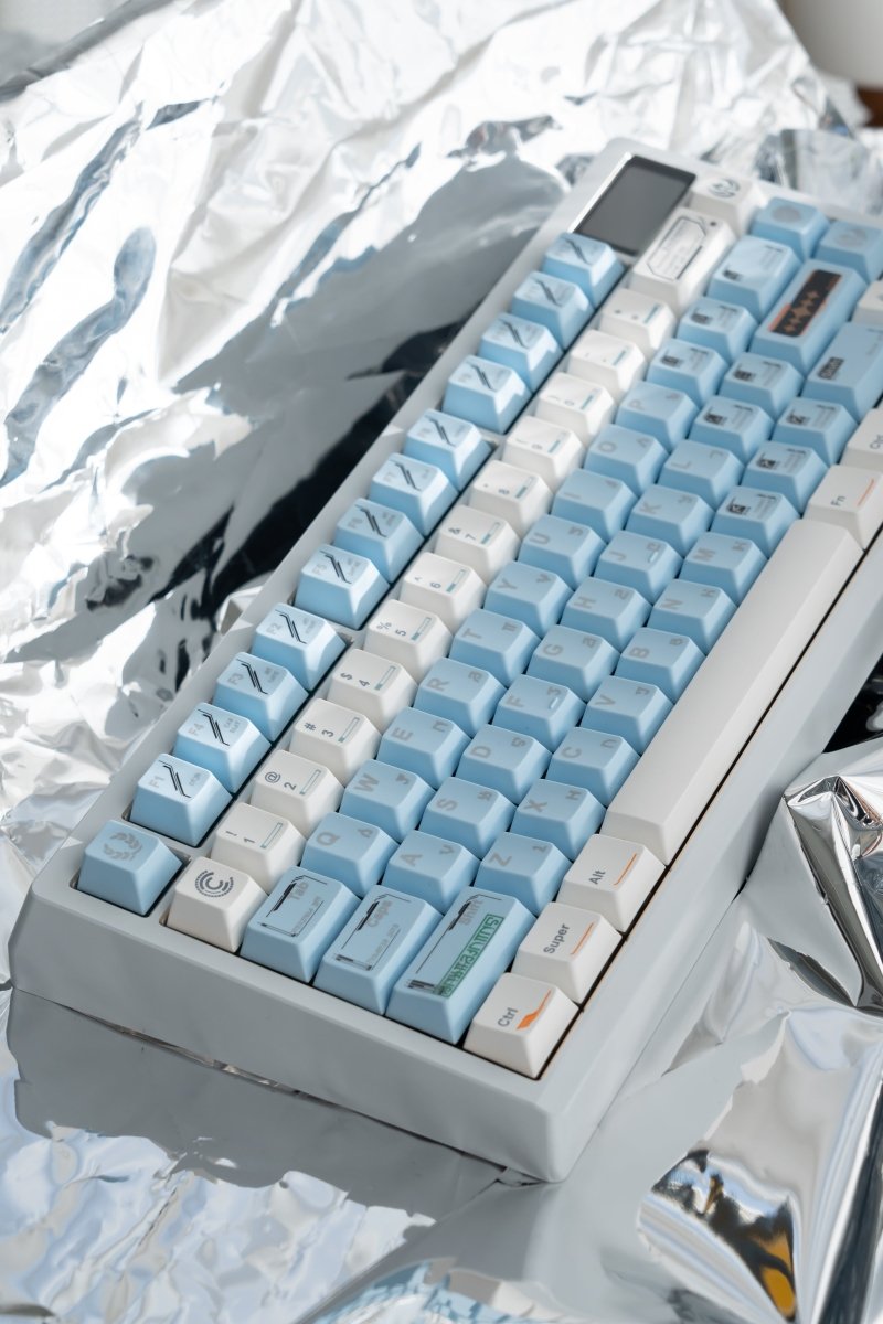Space Station - Themed Blue Artisan Keycap Set - KeyArtisan