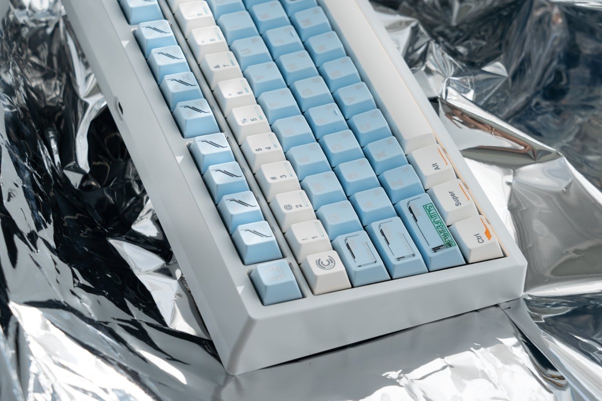 Space Station - Themed Blue Artisan Keycap Set - KeyArtisan