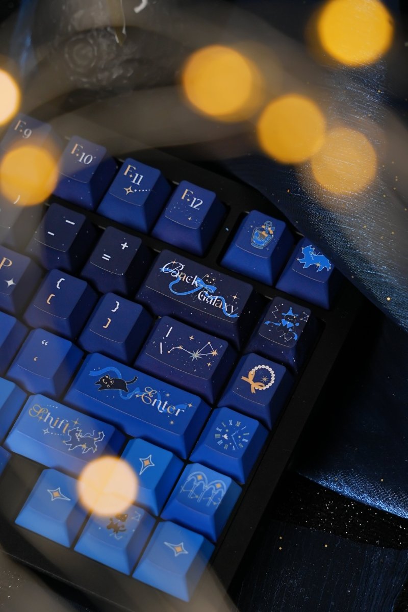 Starry Night Corridor - Themed Gradient Keycap Set - KeyArtisan