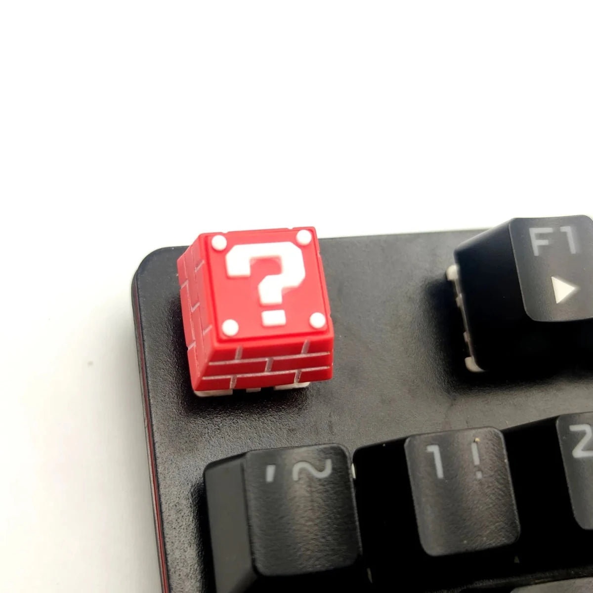Super Mario: Question Mark Block Keycaps - KeyArtisan