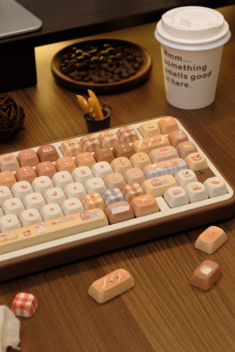 Toasted Bread Keycaps Toasted Bread - Themed Cute Cherry / MOA Profile PBT Keycap Set ...