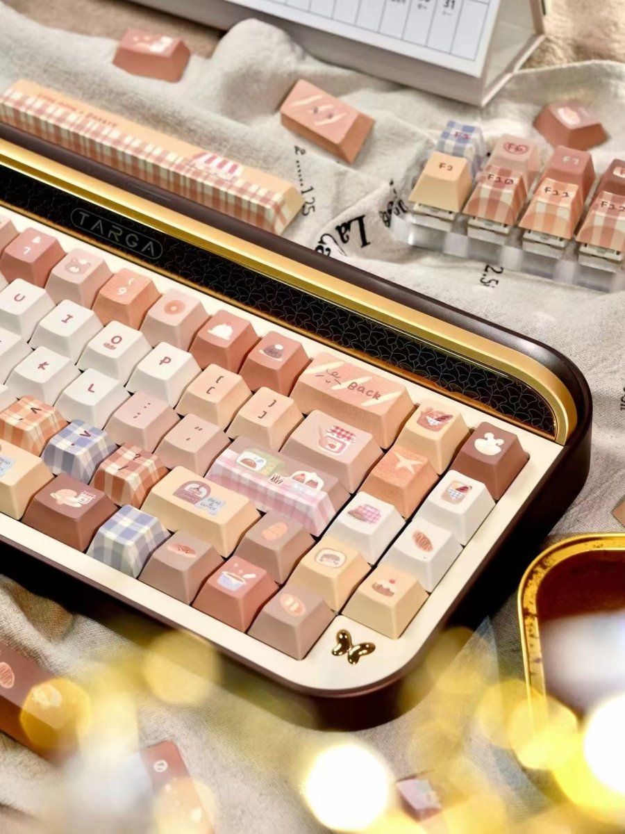 Toasted Bread Keycaps Toasted Bread - Themed Cute Cherry / MOA Profile PBT Keycap Set ...